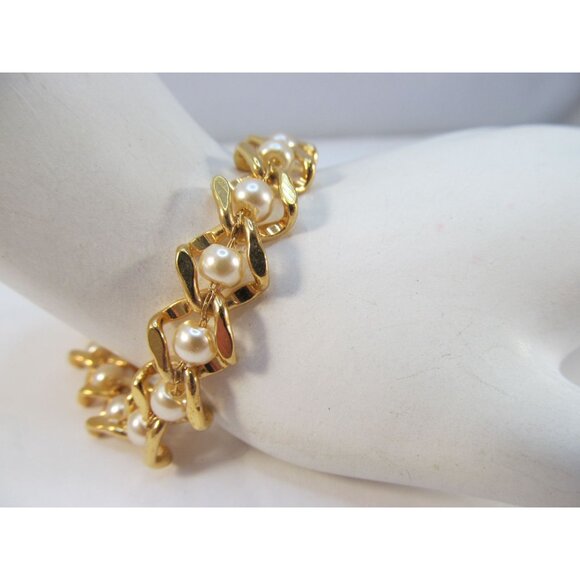 Vintage Napier Goldtone Faux Pearl Link Bracelet - Picture 4 of 9